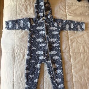 Kate Quinn Gray Cloud Pattern Footie